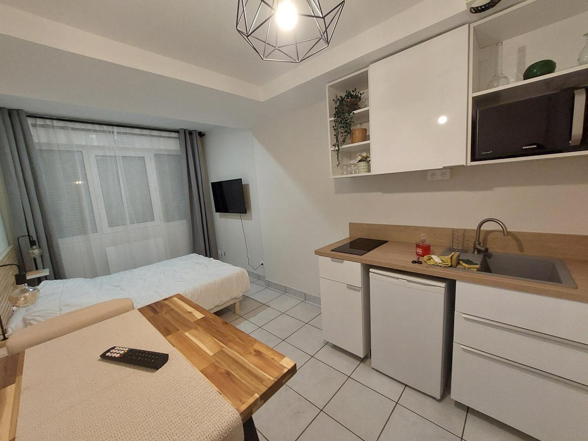 Apt Lyon Flachet Villeurbanne Bagian luar foto